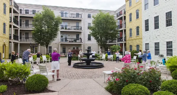 The Stratford Carmel Indiana | Courtyard Wellness 2021-3