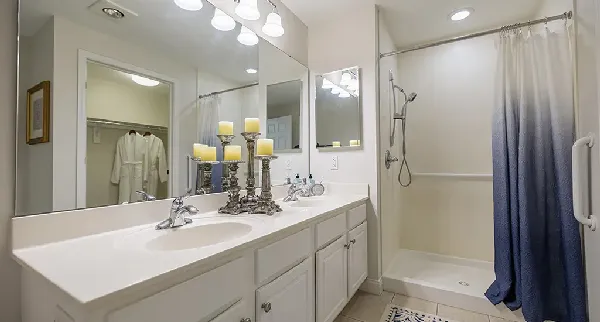 The Stratford Carmel Indiana | Villa Apartment Bath 01-2023